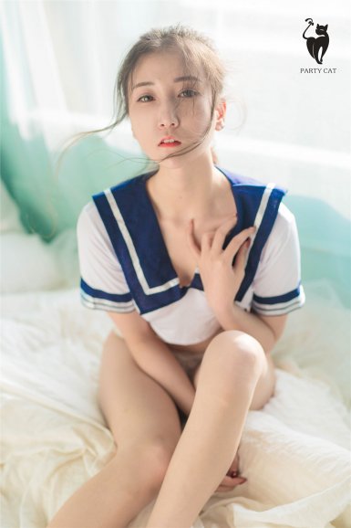 8868体育登录：“以爱之名” 泰国中央世界商业中心邀请游客