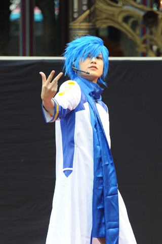 8868体育_见证超燃荣耀时刻!严君泽空降TGC海南站“电竞潮流场”现场(图1) 8868体育官网